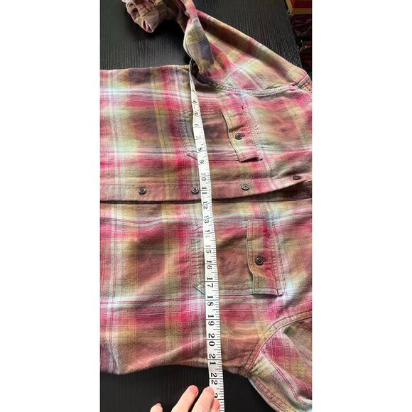 Reworked/upcycled flannel shirt - Picture 6 of 7